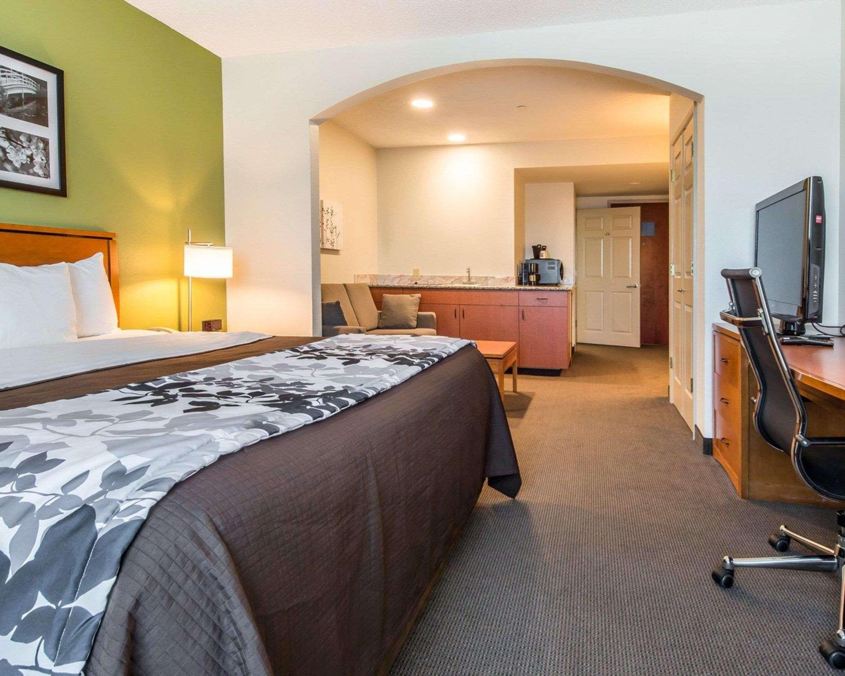 Sleep Inn & Suites Winchester Exterior photo