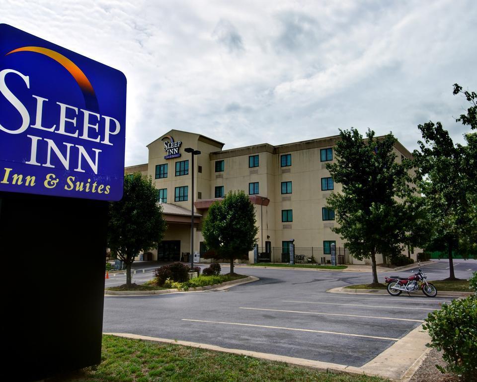 Sleep Inn & Suites Winchester Exterior photo